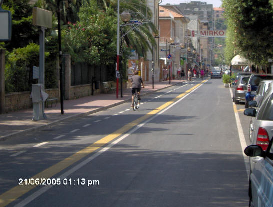 La pista ciclabile nel corso di Giulianova lido