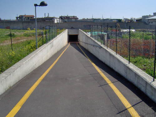 Pista ciclabile nel sotto passo di Porto d'Ascoli
