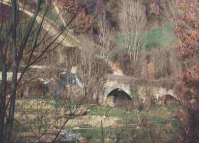 Il ponte degli Stucchi a Teramo sotto Scapriano