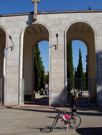 Cimitero comunale di Cartecchio a Teramo