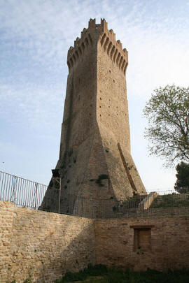 La Torre di Montegualtieri: Foto tratta da Wikipedia